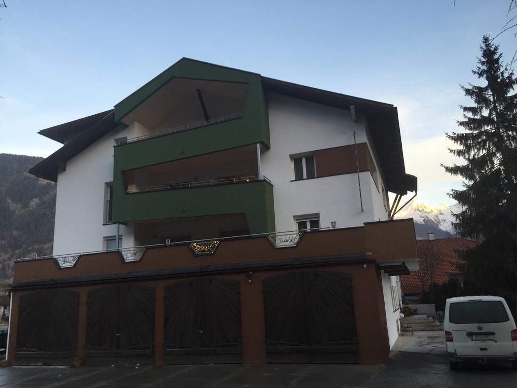 Austrian Motel Heiss プルツ エクステリア 写真