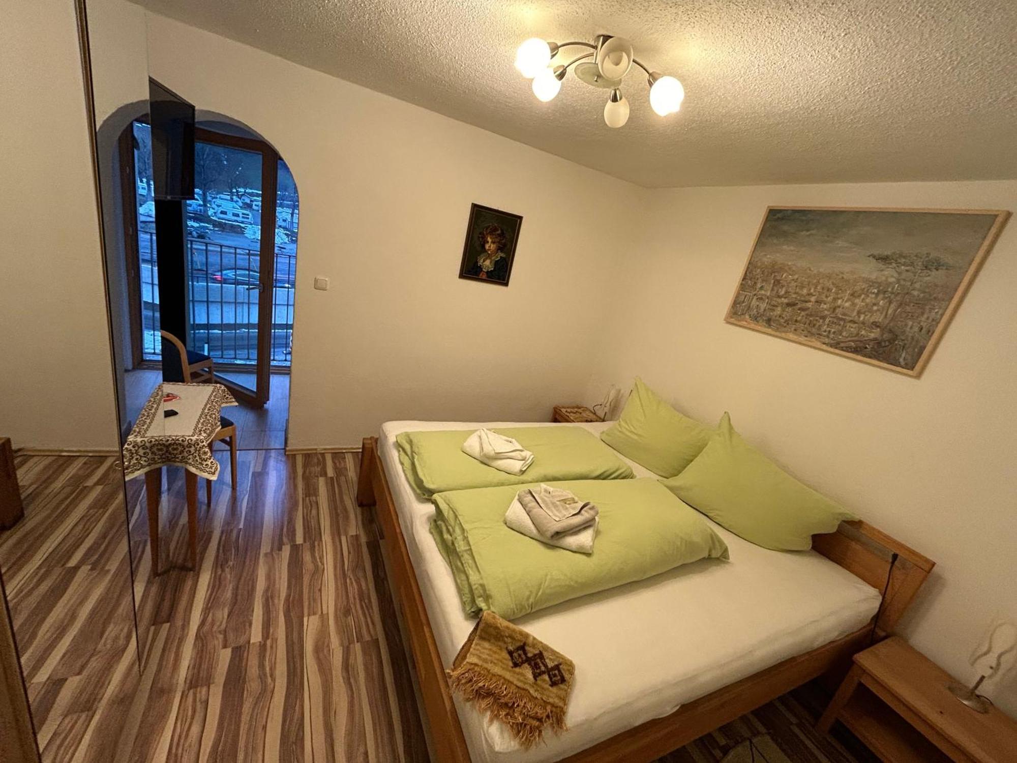 Austrian Motel Heiss プルツ エクステリア 写真